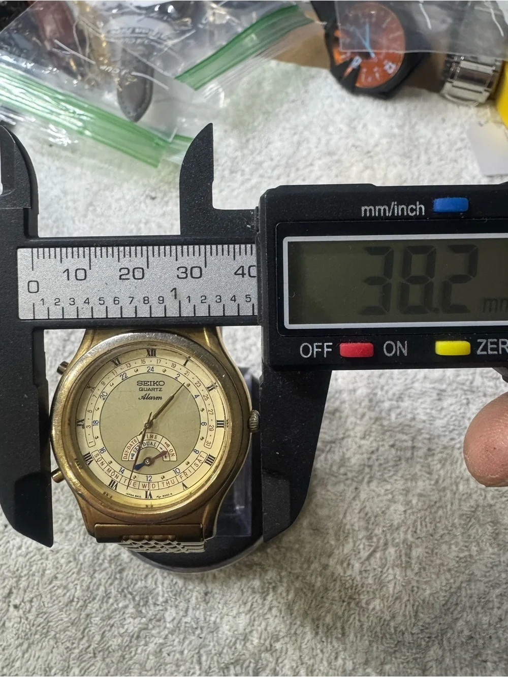 Seiko Gold and Cream Analog Alarm Watch